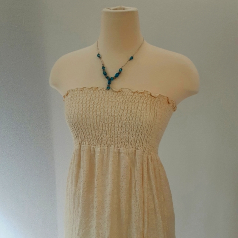 Sportsgirl cold shoulder strapless gathered tiered brocade maxi dress NWOT
